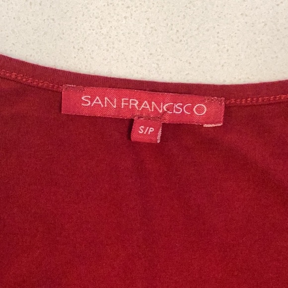 Sleeveless wrap top - Picture 3 of 7